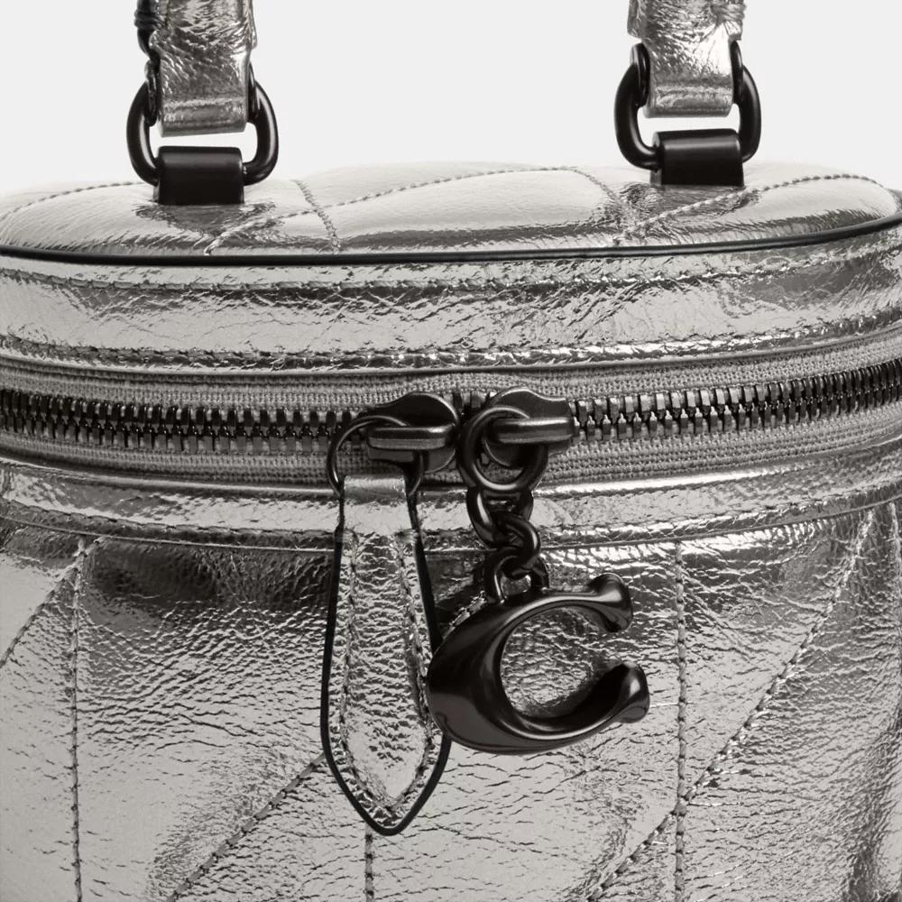 Trail Crossbody 12 With Quilting Product Image