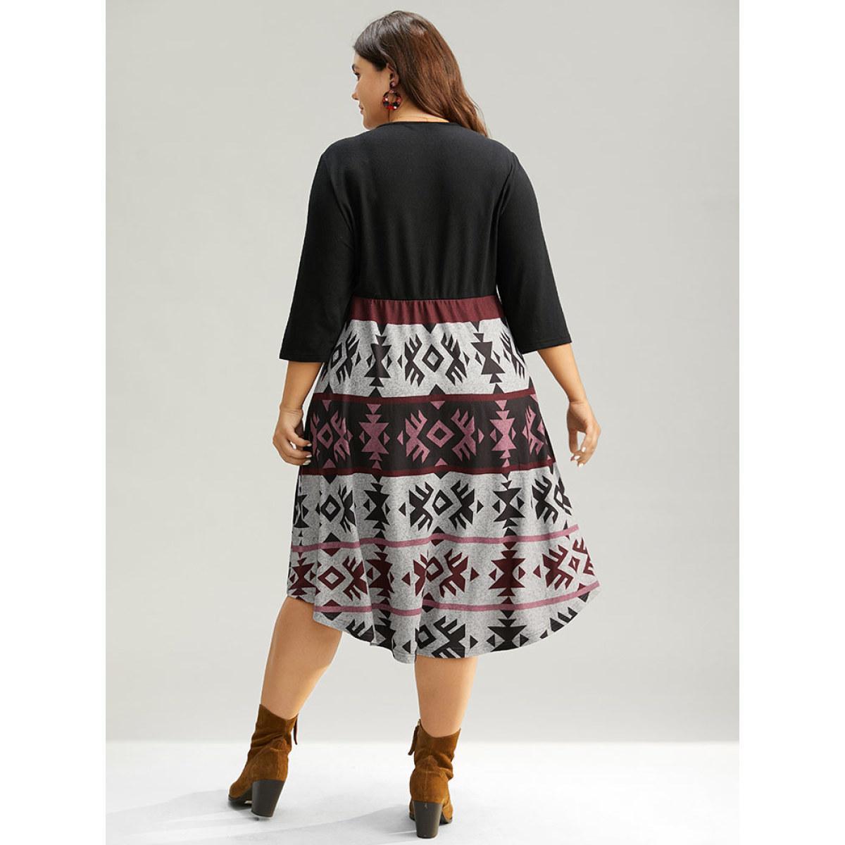 Plus Size Christmas Geometric Contrast Curved Hem Dress Black Women Casual Printed Round Neck Elbow-length sleeve Curvy Midi Dress BloomChic 30/6X Product Image