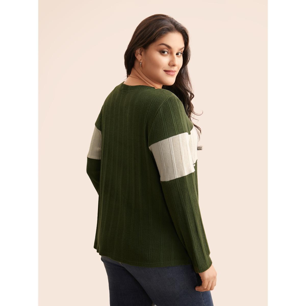 Plus Size Contrast Patchwork Textured T-shirt ArmyGreen Women Casual Texture Round Neck Everyday T-shirts BloomChic 28/5X Product Image