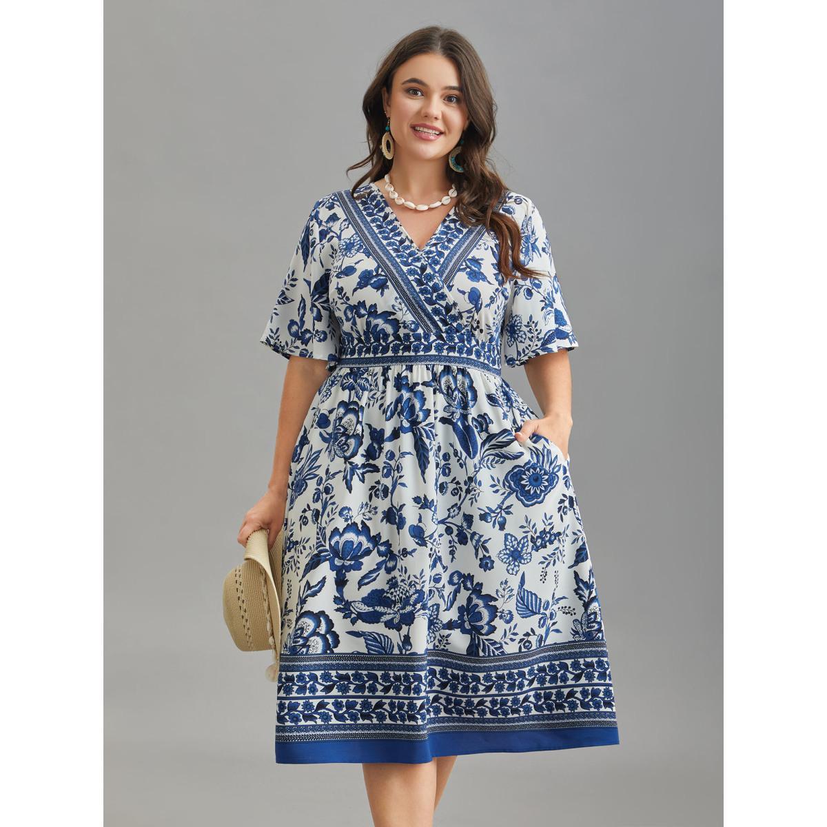 Plus Size Floral Print Wrap-Neck Pocket Midi Dress Navy Women Resort Non Overlap Collar Short sleeve Curvy BloomChic 12/L Product Image