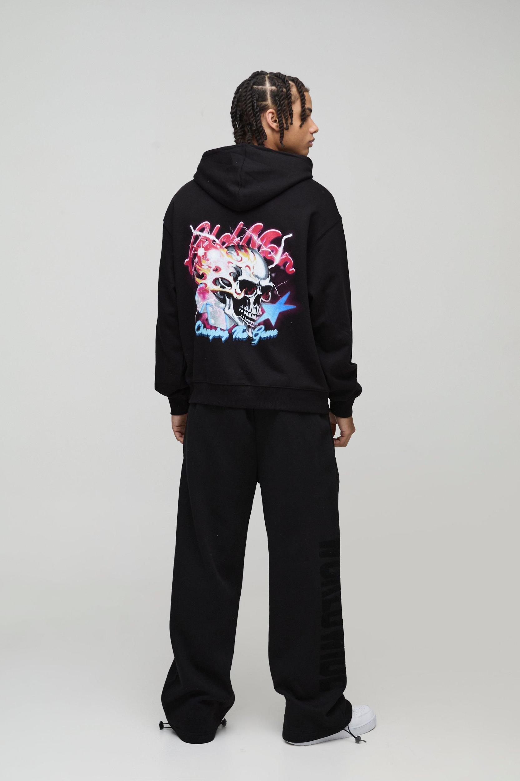 Boxy OFCL Skull Star Graphic Hoodie | boohooMAN USA Product Image