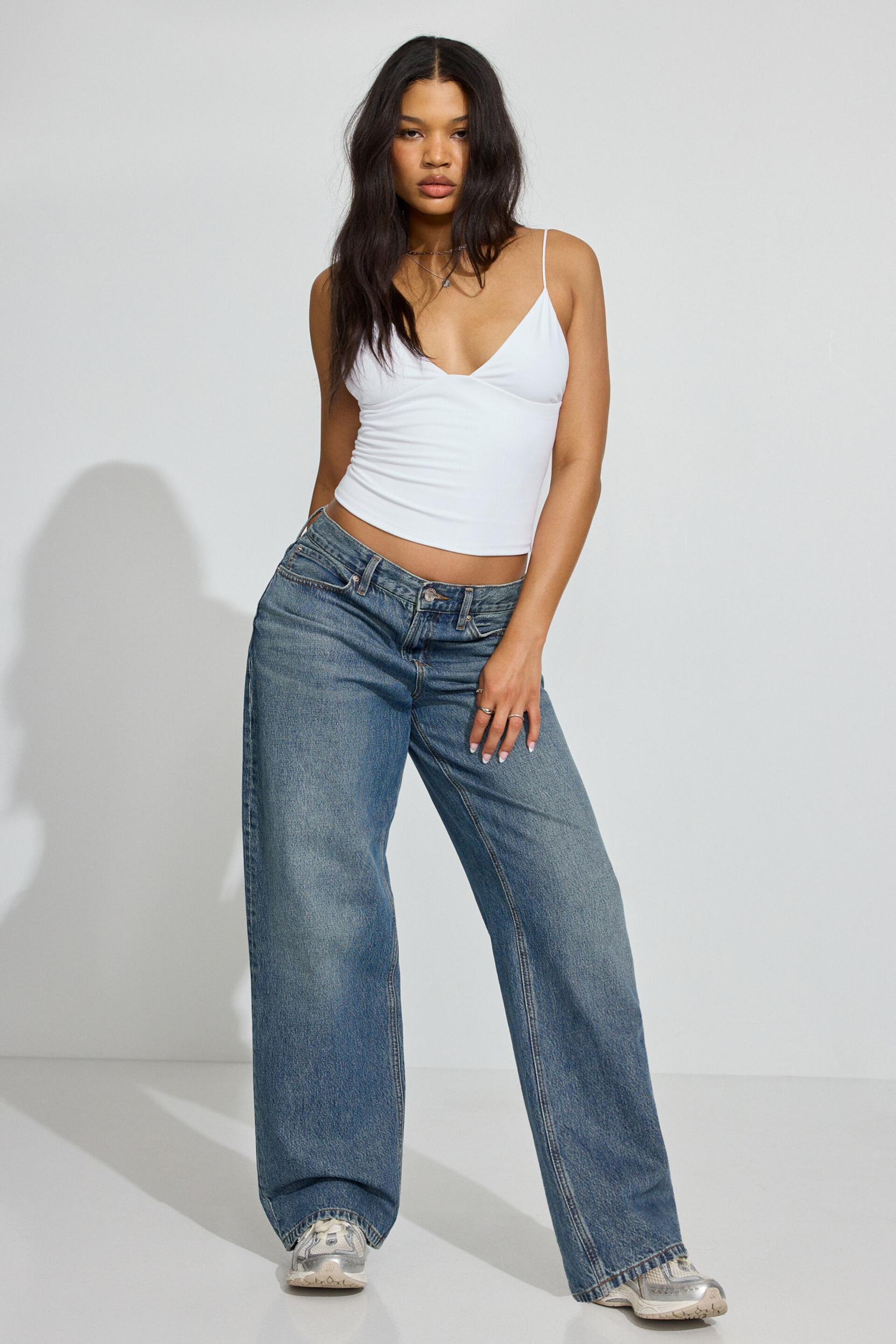 Sleek V-Neck Cami Top Product Image