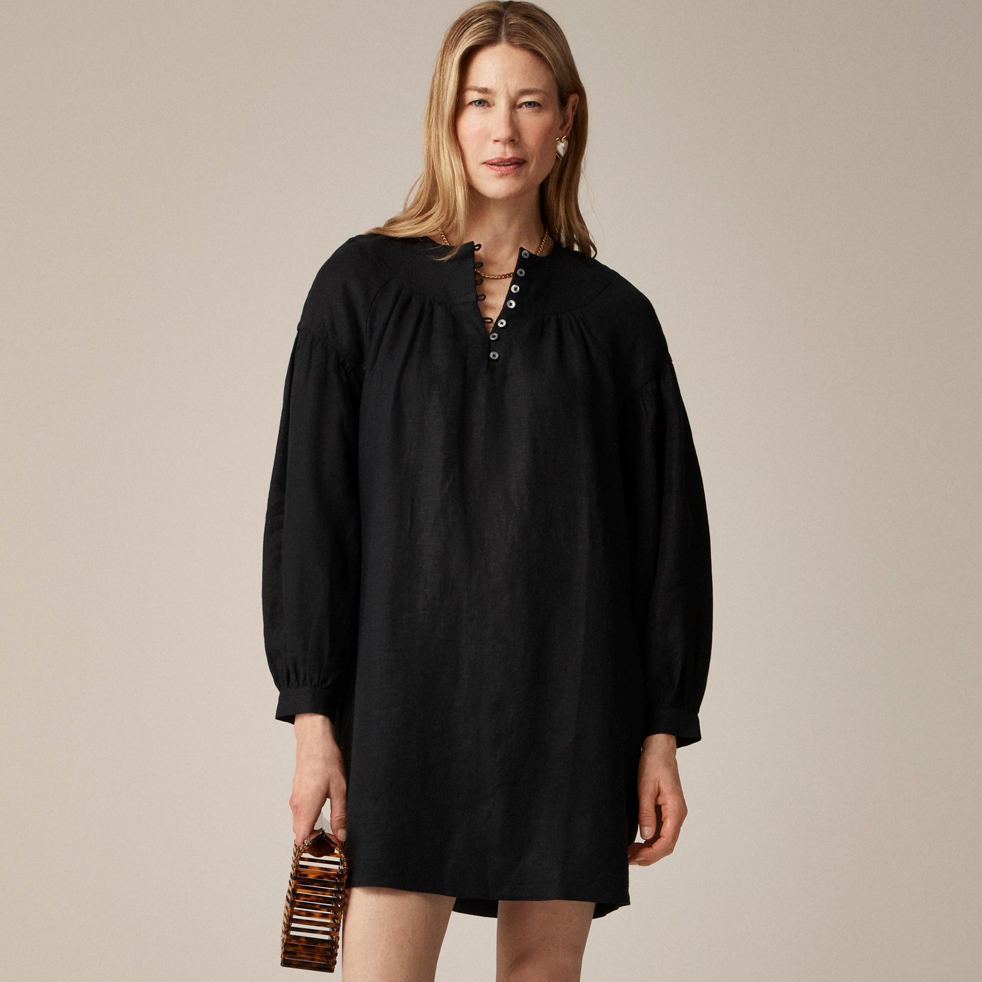 Gathered popover dress in linen Product Image