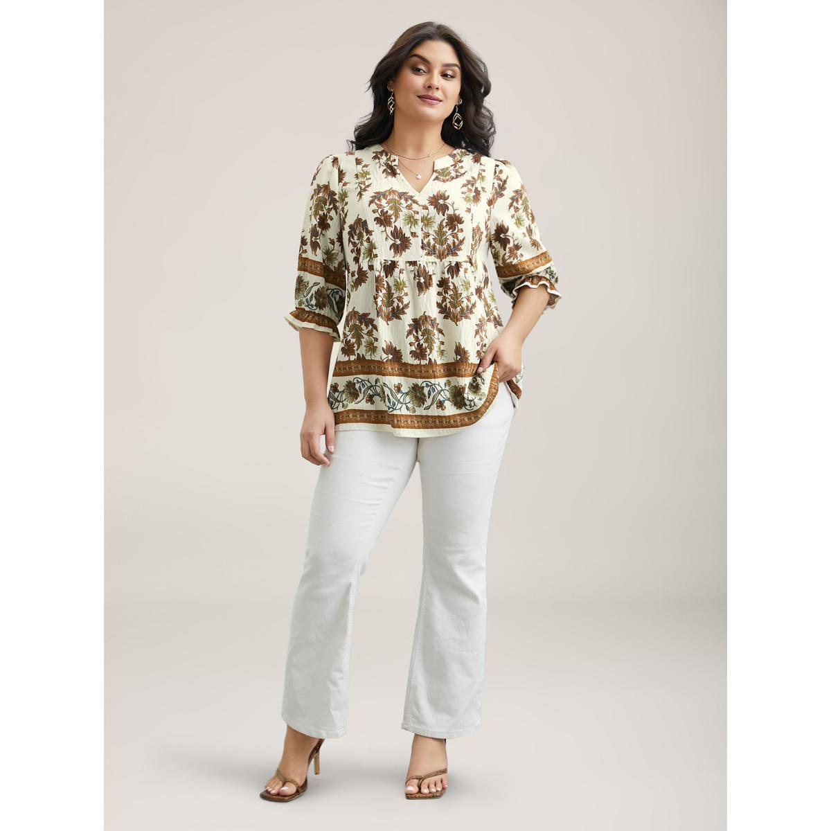 Plus Size Ivory Floral Print Notched Collar Shirt Women Elegant Elbow-length sleeve Notched collar Everyday Blouses BloomChic 28/5X Product Image