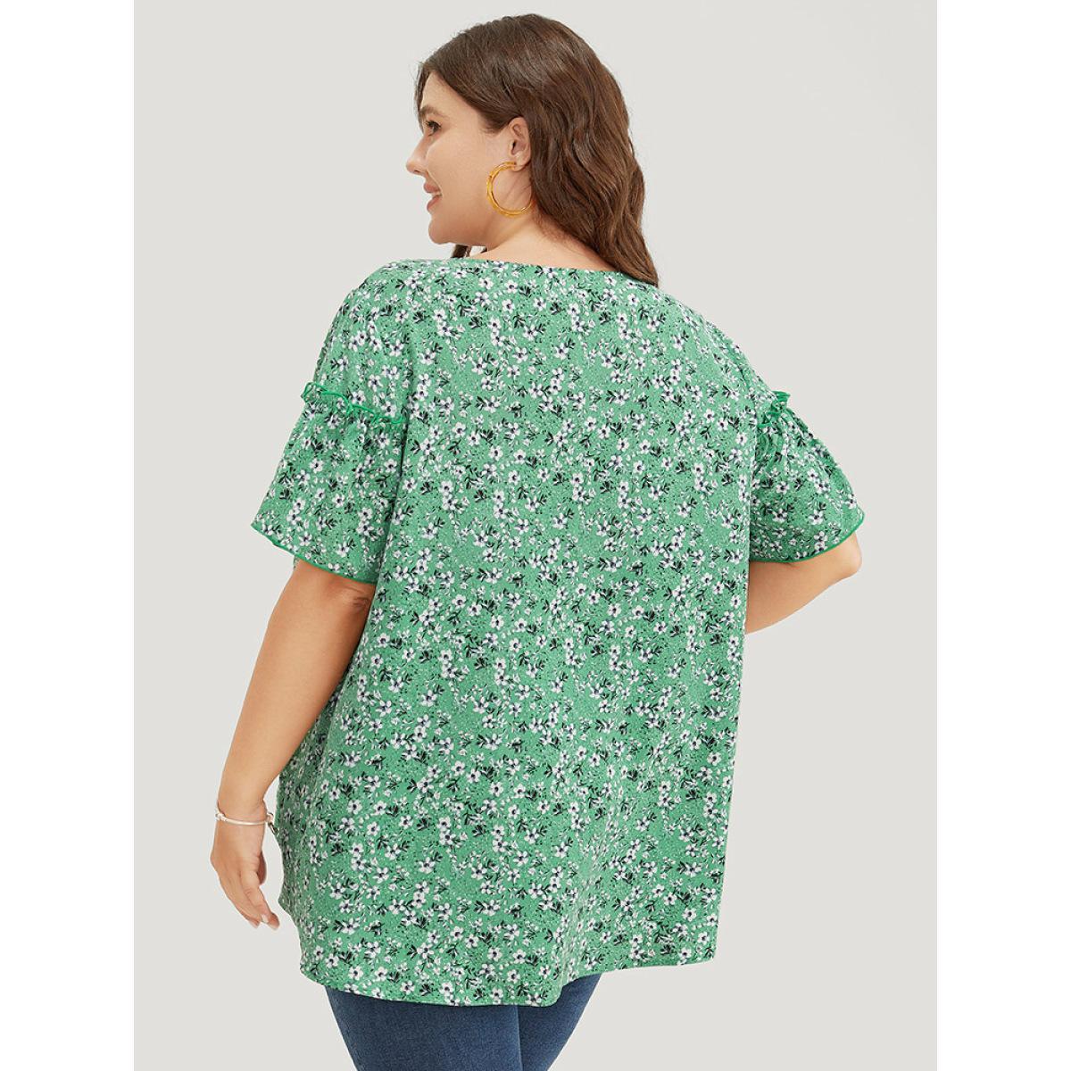 Plus Size Mint Ditsy Floral Frill Trim Gathered Ruffle Sleeve Blouse Women Elegant Short sleeve Round Neck Dailywear Blouses BloomChic 26/4X Product Image