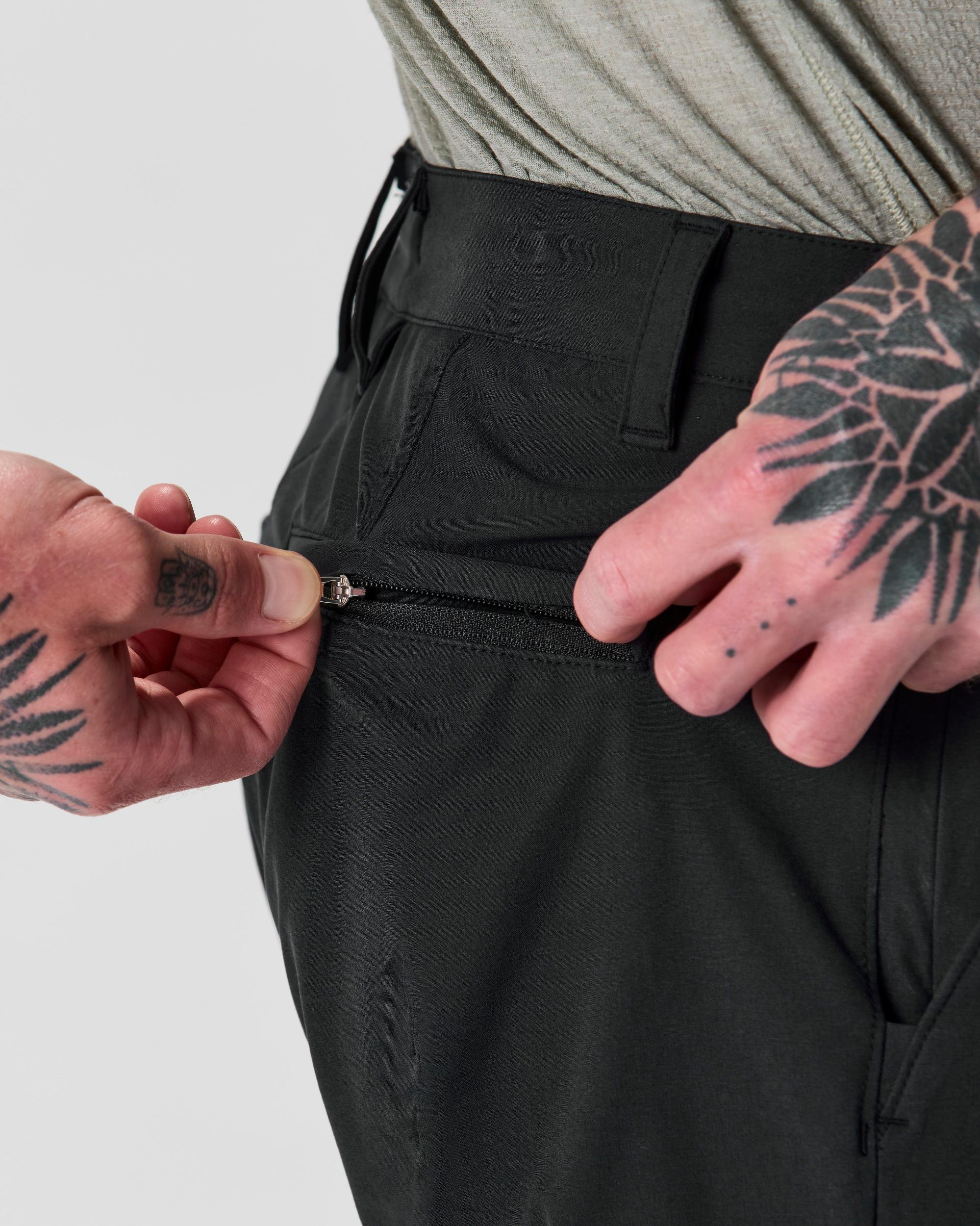 Equator Hybrid Short - 9" Product Image