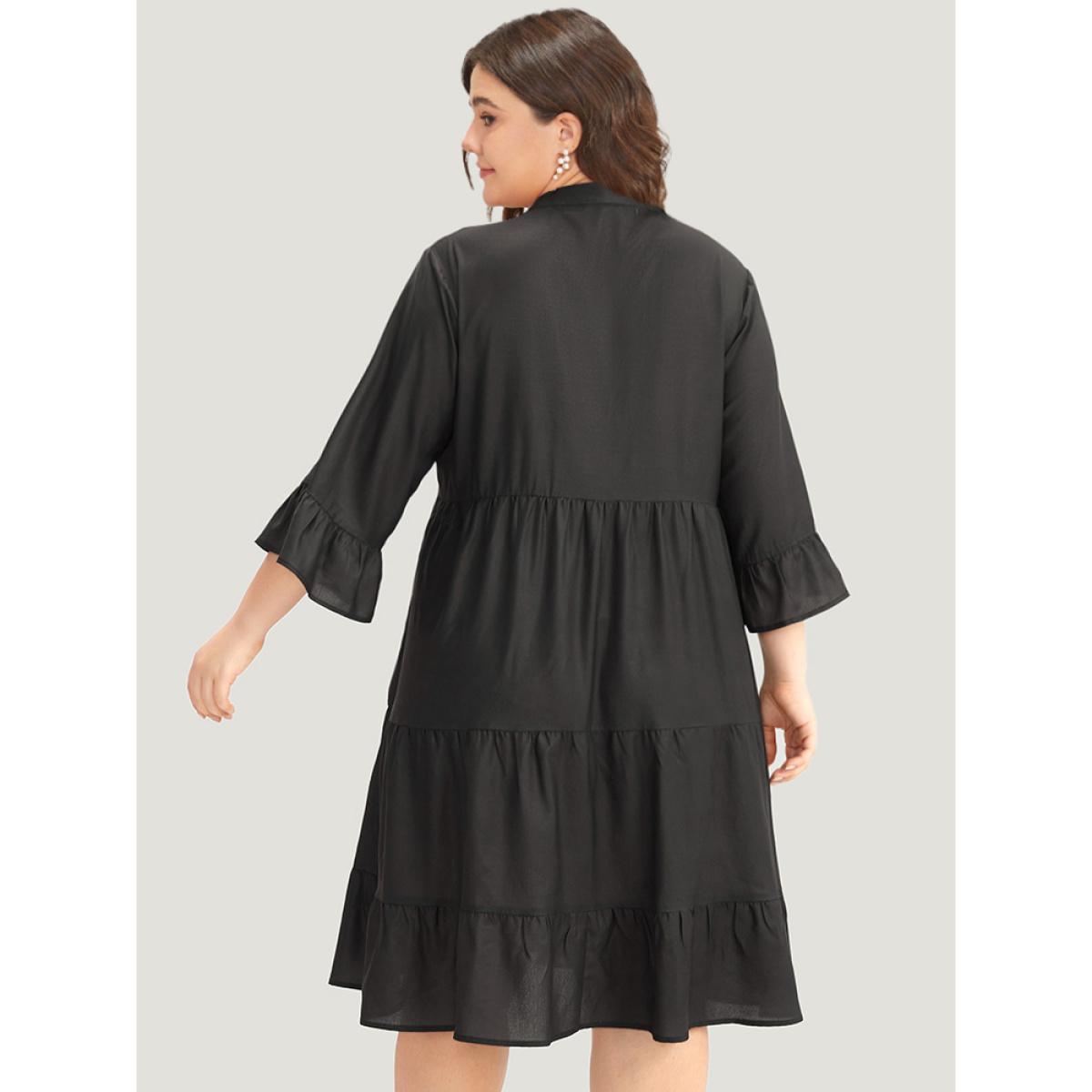 Plus Size Floral Print Ruffles Plicated Detail Dress Black Women Casual Printed Notched collar Elbow-length sleeve Curvy Midi Dress BloomChic 14-16/1X Product Image