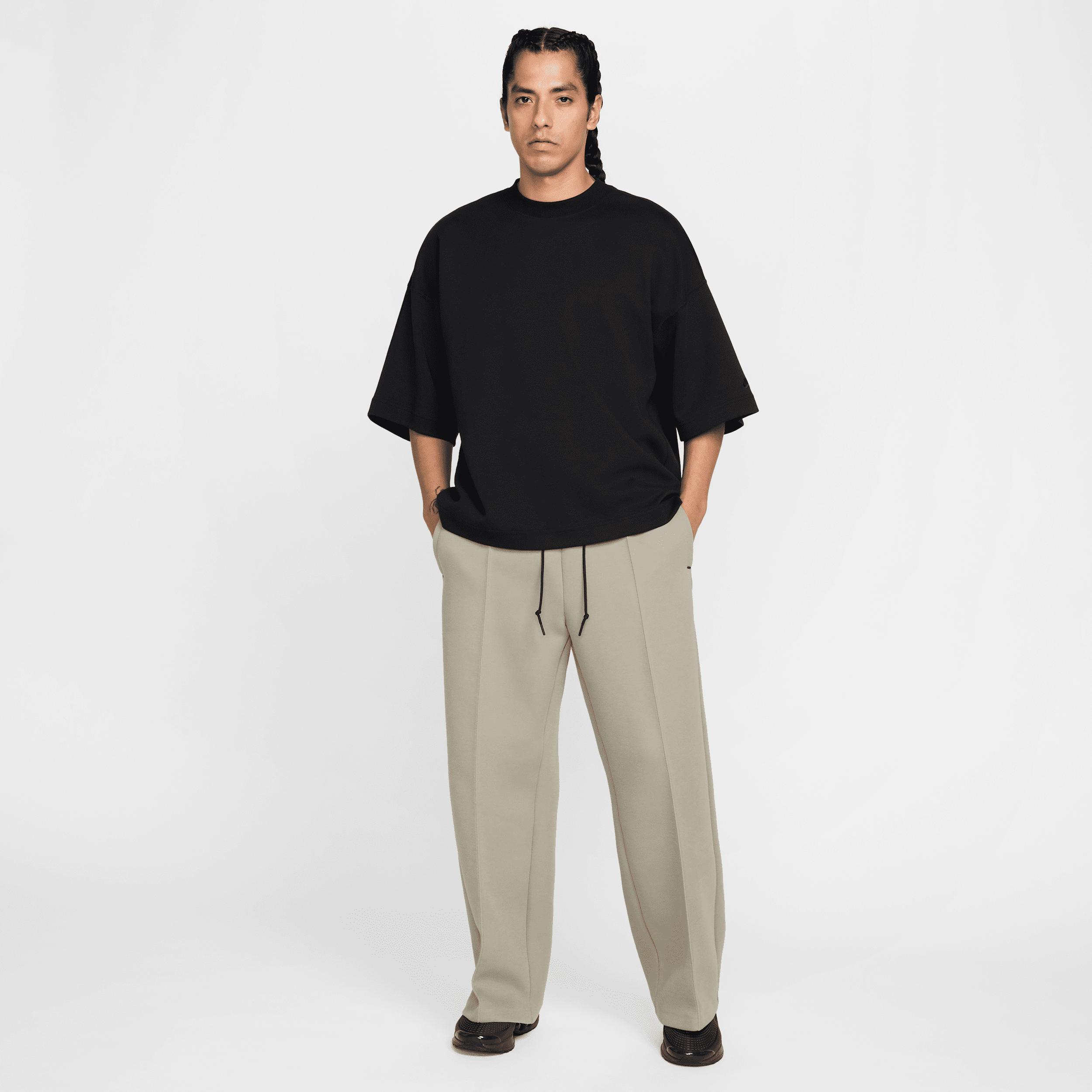Nike Men's Tech Wide-Leg Fleece Pants Product Image