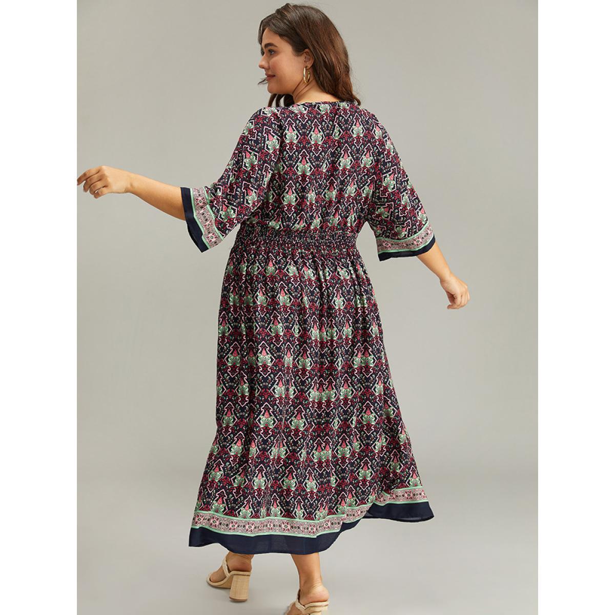 Plus Size Bandana Print Batwing Sleeve Shirred Dress DarkBlue Women Vacation Printed V-neck Half Sleeve Curvy Midi Dress BloomChic 12/L Product Image