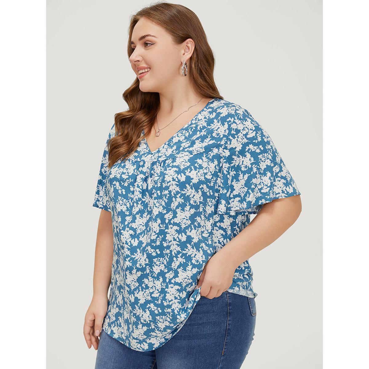 Plus Size Cerulean Floral Flutter Sleeve Gathered Blouse Women Elegant Short sleeve V-neck Dailywear Blouses BloomChic 30/6X Product Image