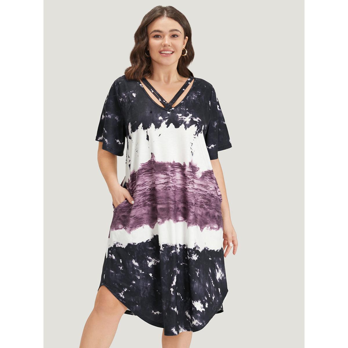 Plus Size Tie Dye Crisscross Pocket Curved Hem Dress Multicolor Women Casual Tie Dye V-neck Short sleeve Curvy Midi Dress BloomChic 28/5X Product Image