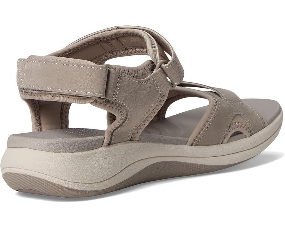 Women's Clarks Mira Bay Product Image