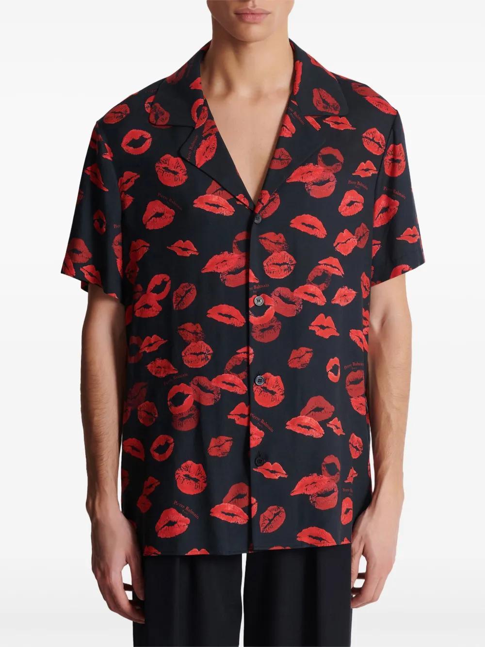 kiss-print shirt Product Image