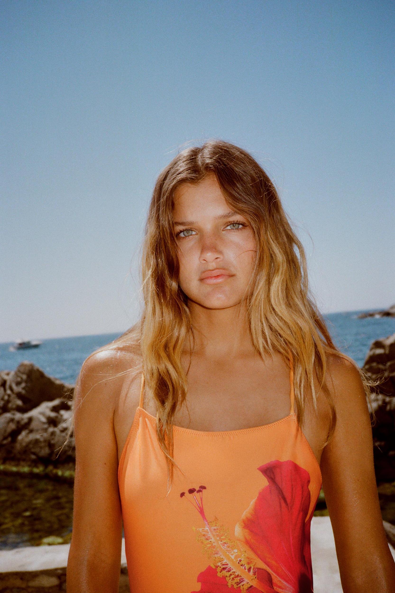 FLORAL PRINT SWIMSUIT Product Image