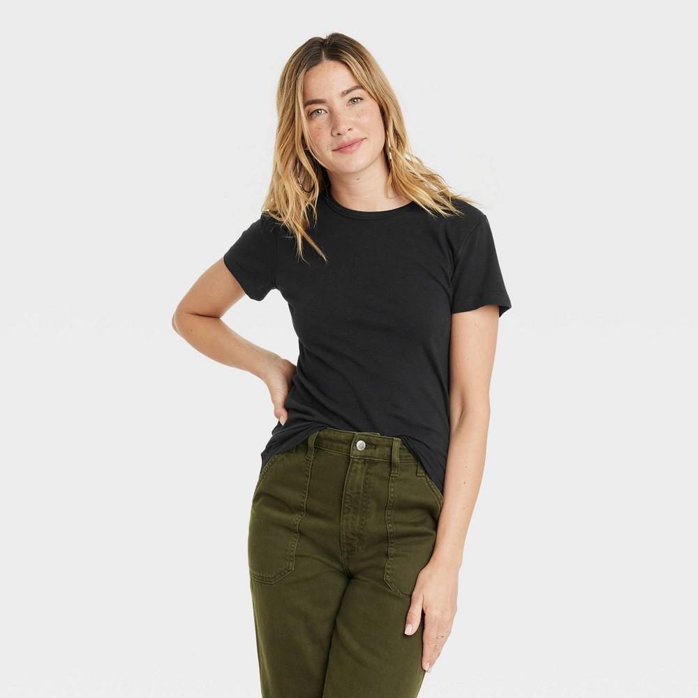 Womens Slim Fit Sensory Friendly Fitted Crew Short Sleeve T-Shirt - Universal Thread White XL Product Image
