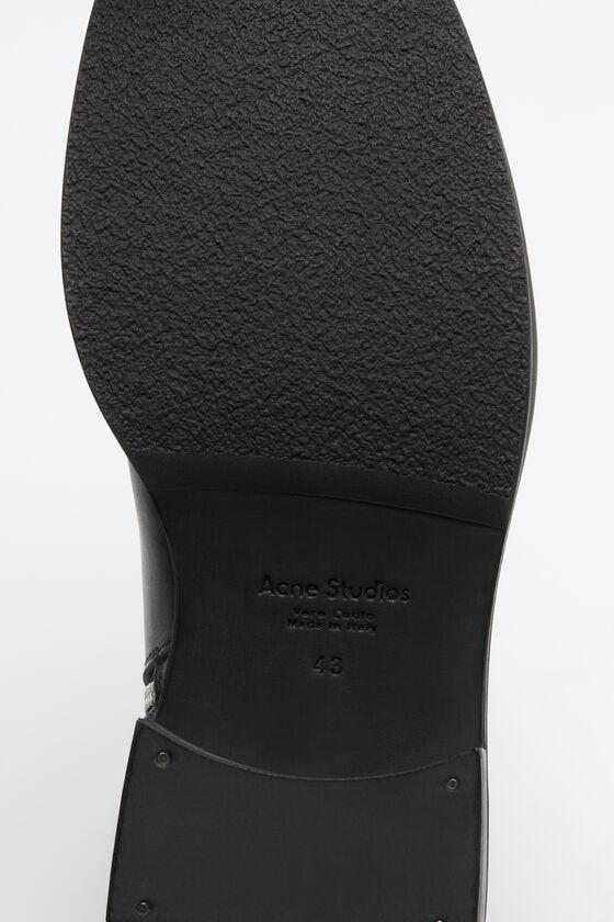Leather waxed boots Product Image