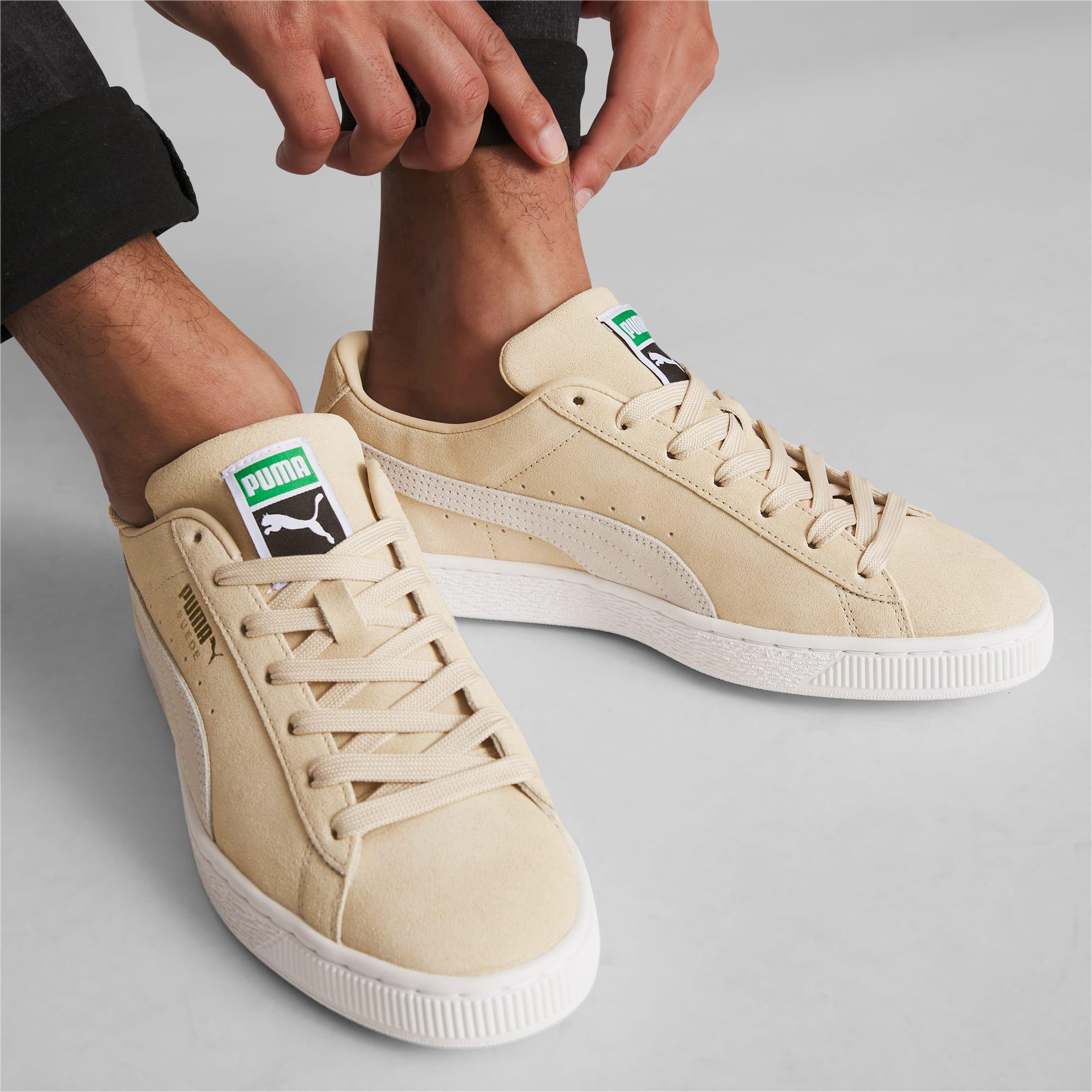 Suede Classic XXI Sneakers Product Image
