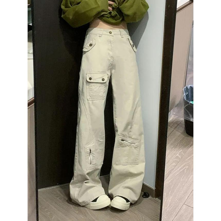 Mid Waist Wide Leg Cargo Jeans Product Image