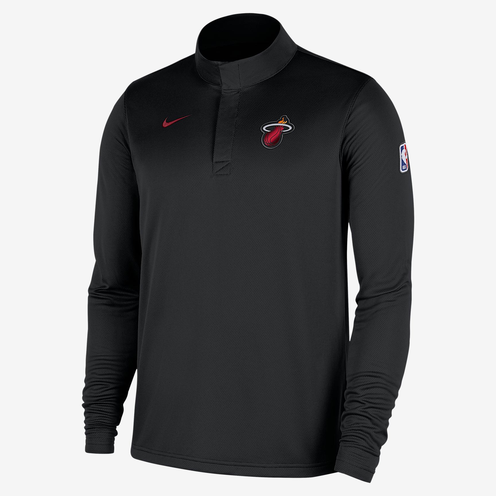 New York Knicks Men's Nike Dri-FIT NBA 1/4-Zip Long-Sleeve Top Product Image