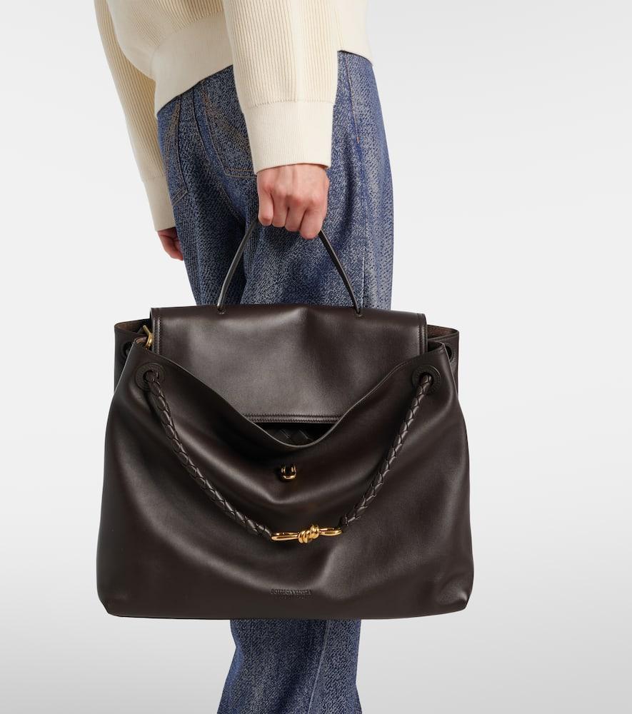 BOTTEGA VENETA Andiamo Large Leather Top-handle Bag In Fondant-m Brass Product Image