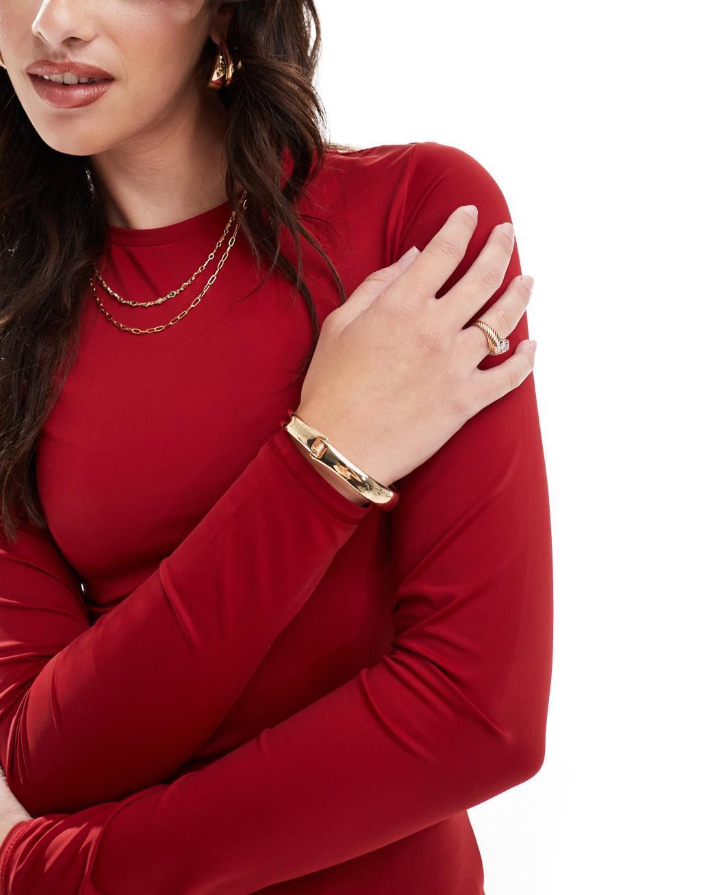 Pull&Bear polyamide sculpt long sleeved top in dark red Product Image