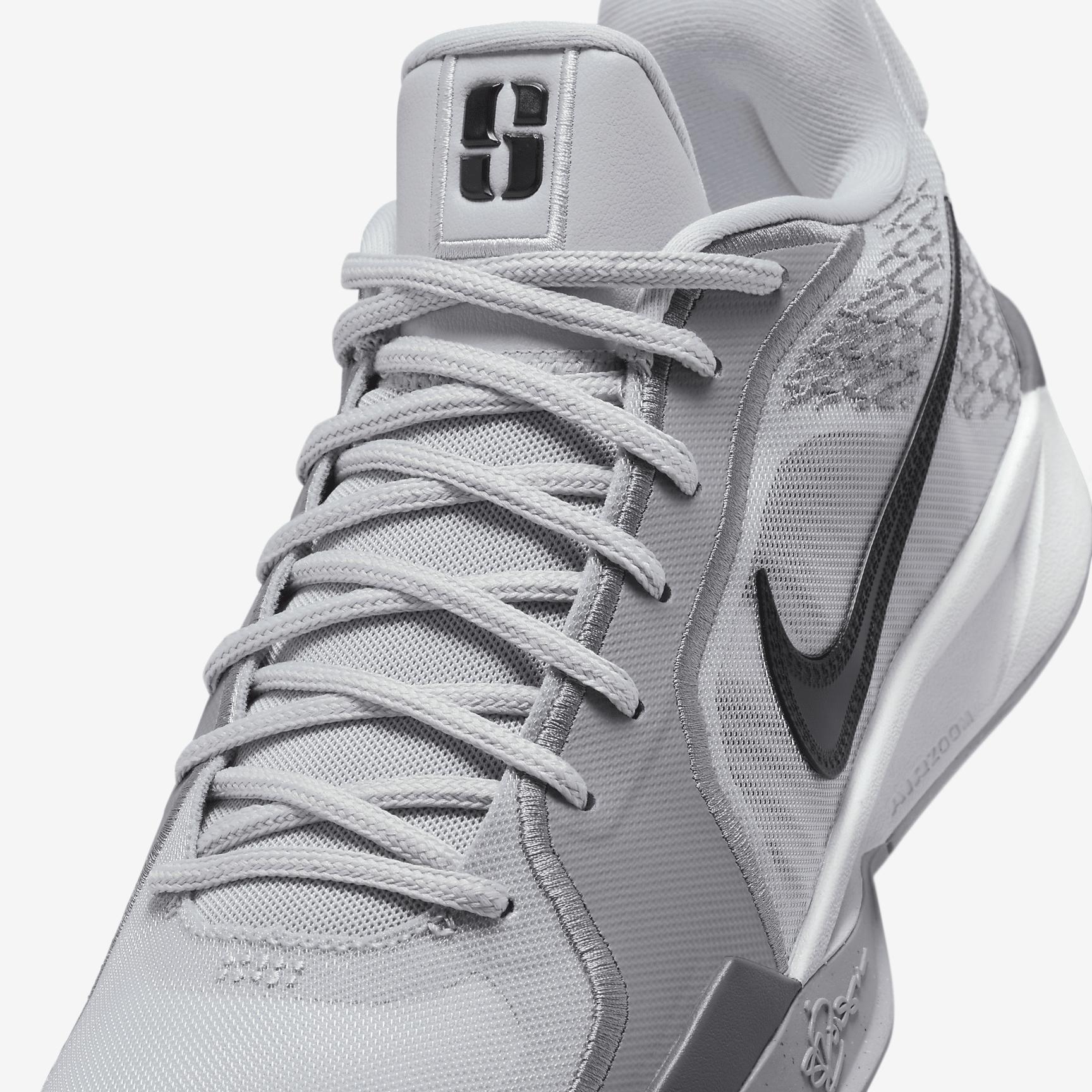 Nike Women's Sabrina 2 "Stronger Than Gold" Basketball Shoes Product Image
