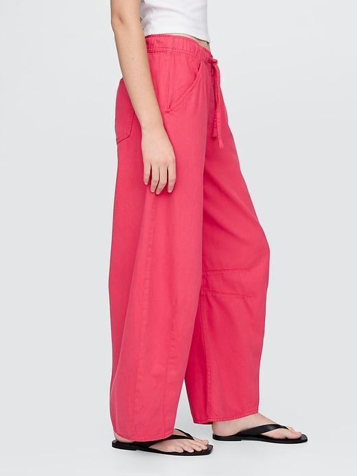 Mid Rise UltraSoft Easy Horseshoe Jeans Product Image