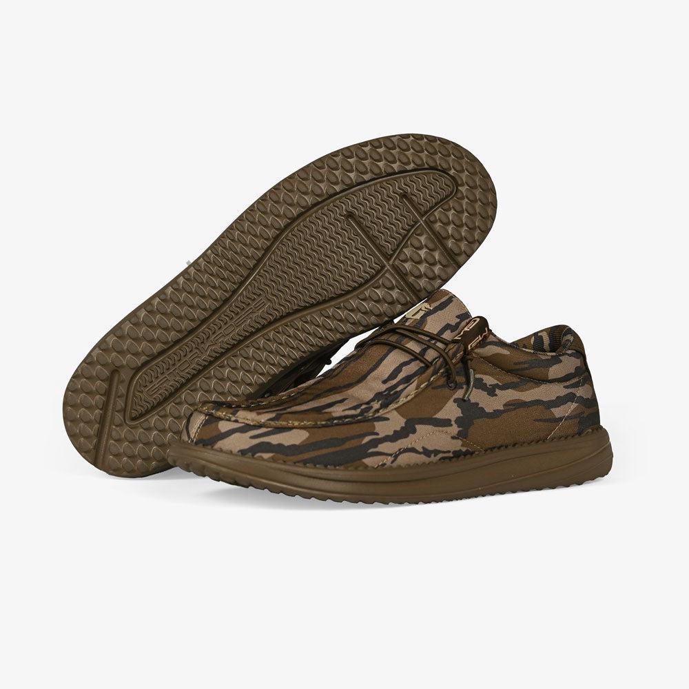 Gator Waders Camp Shoes | Mens - Mossy Oak Original Bottomland Product Image
