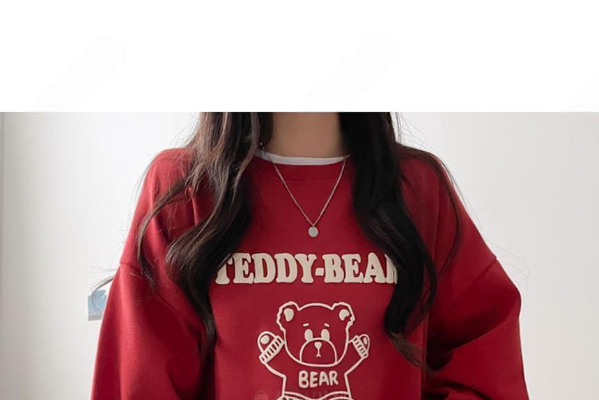 Bear Print Loose-Fit Sweatshirt Product Image