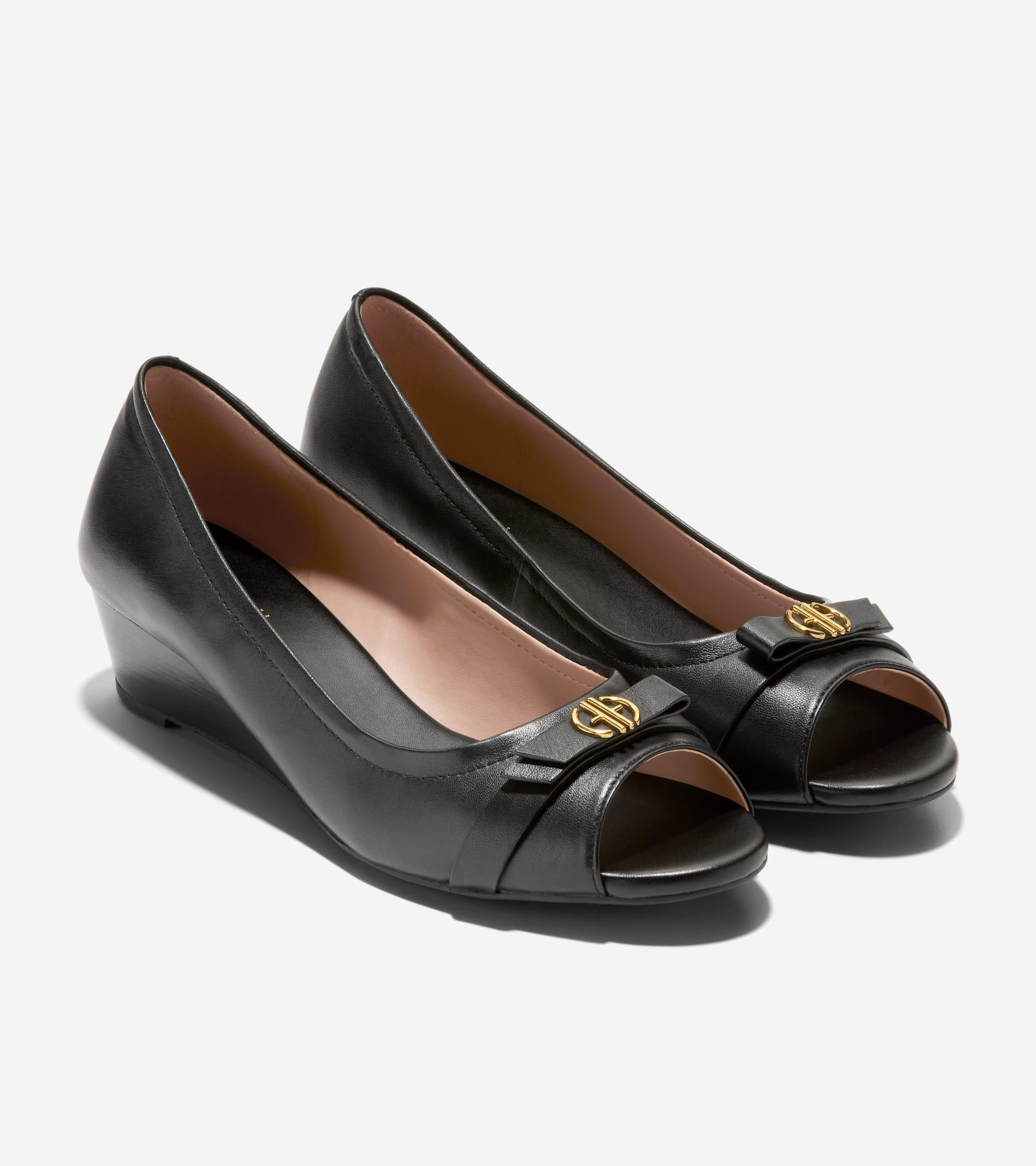 Women's Lidia Leather Bucket Bag Product Image