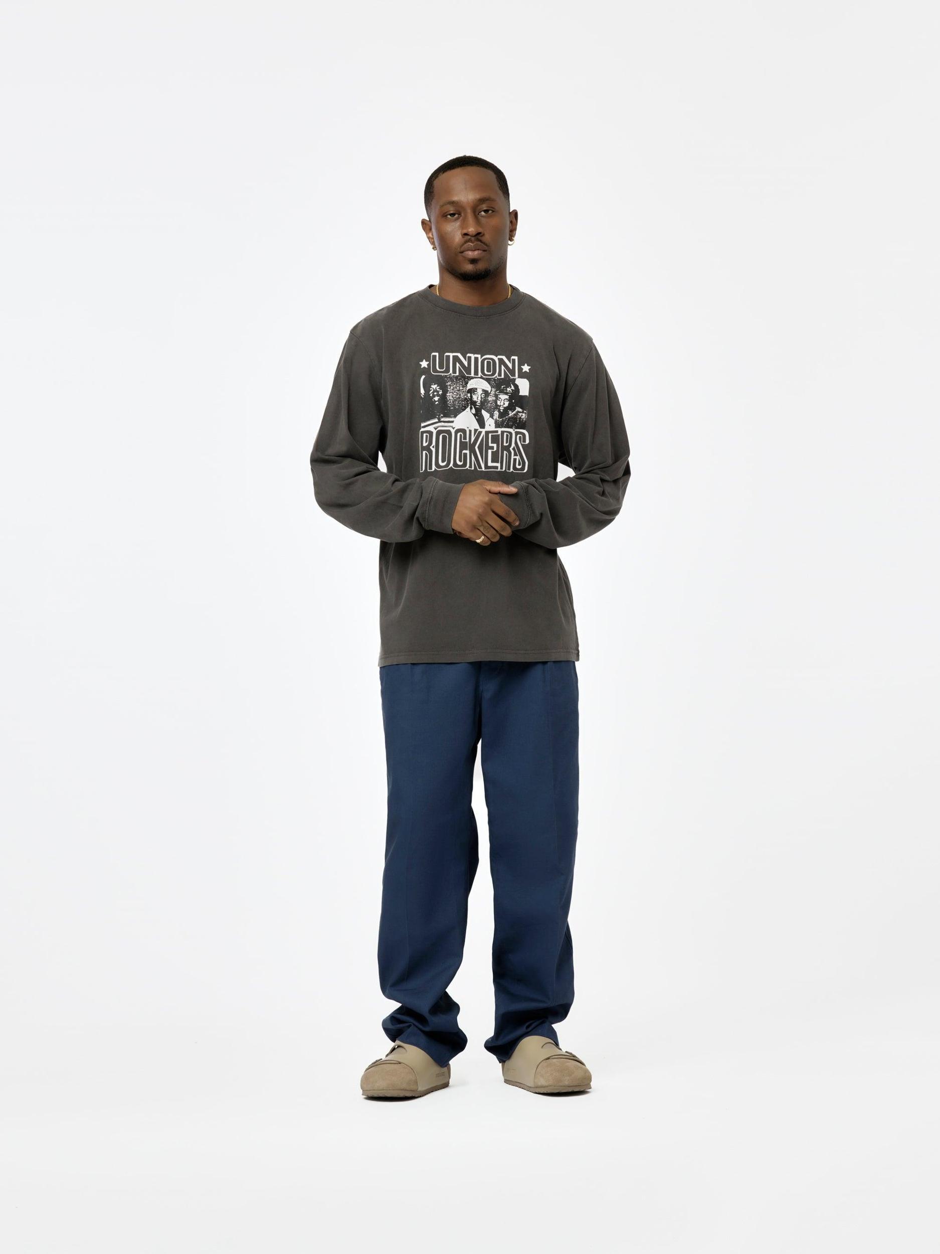 Flick Up L/S Tee (Vintage Black) Product Image