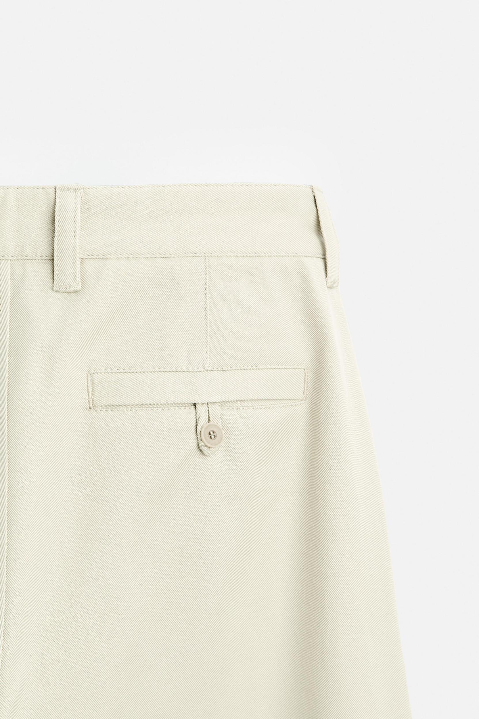 SEAM DETAIL STRUCTURED PANTS Product Image