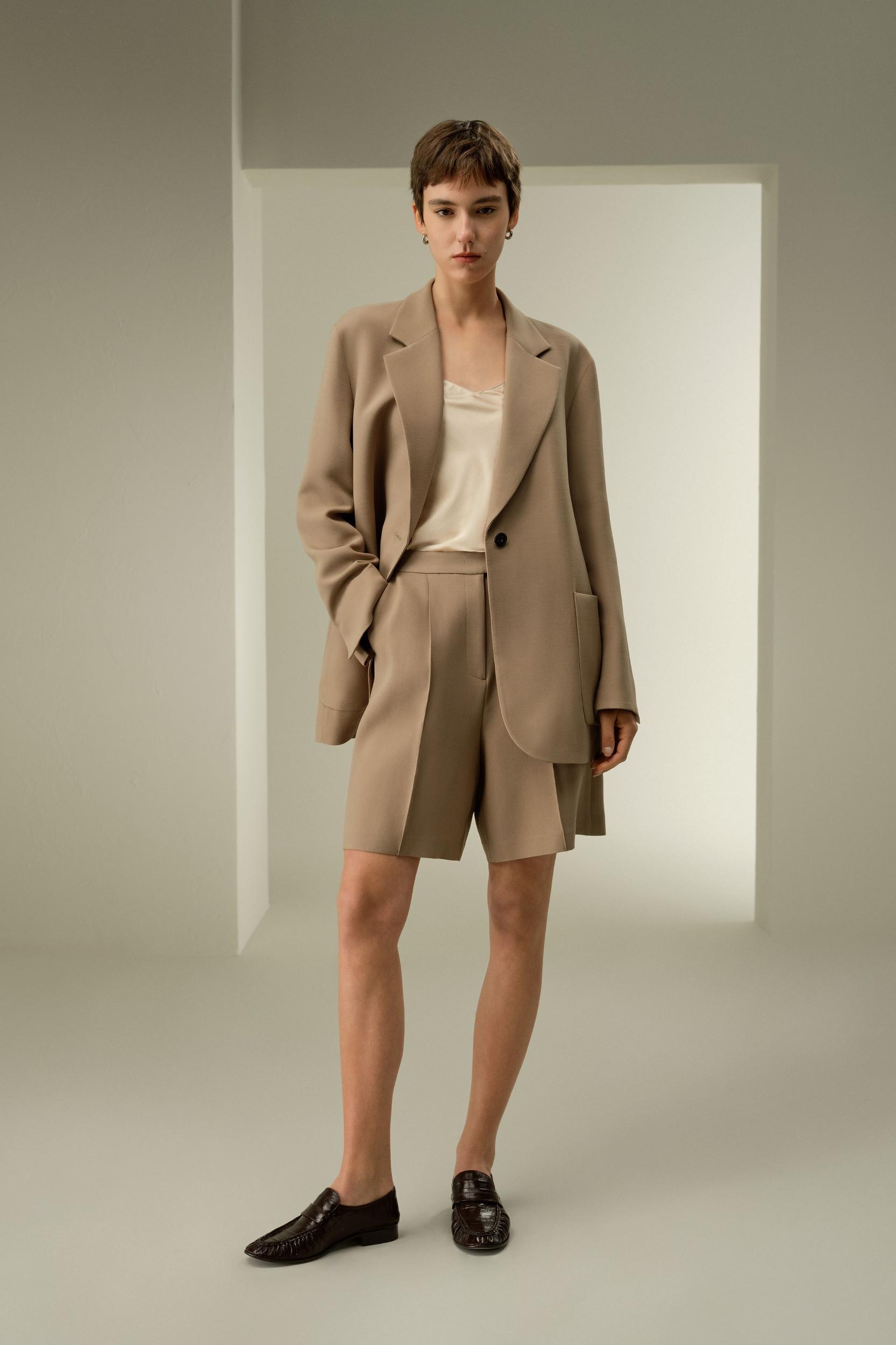 Single-Button Silk-Wool Blend Blazer Product Image