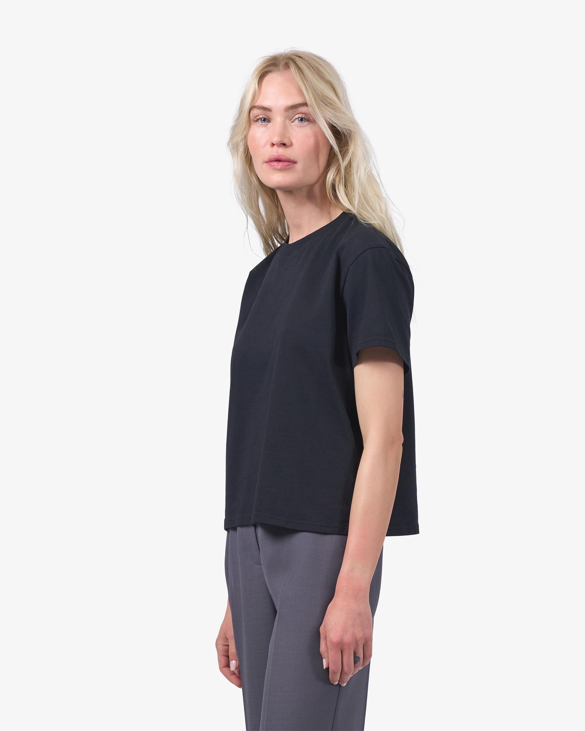 Type: CS2057/Organic Boxy Crop Tee/F Product Image