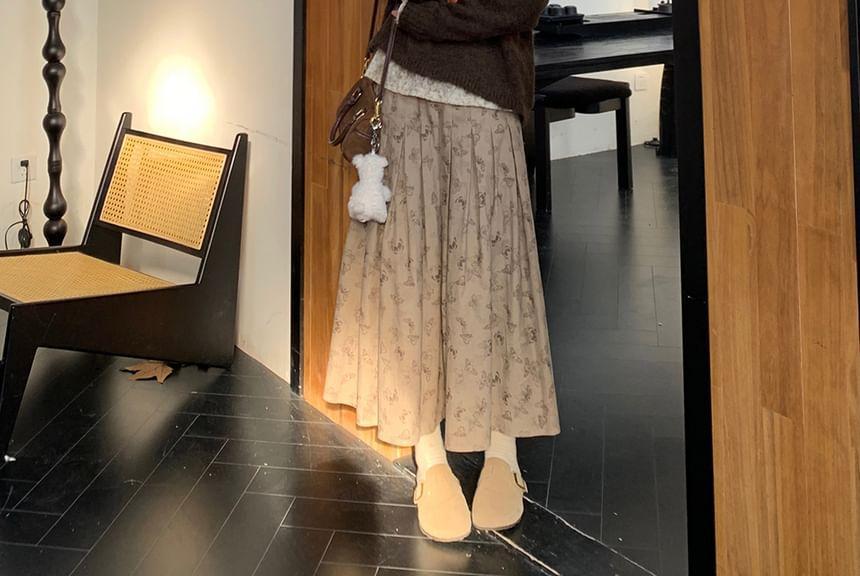 V-Neck Plain Sweater / Long-Sleeve Lace Top / High Waist Print Maxi A-Line Skirt Product Image