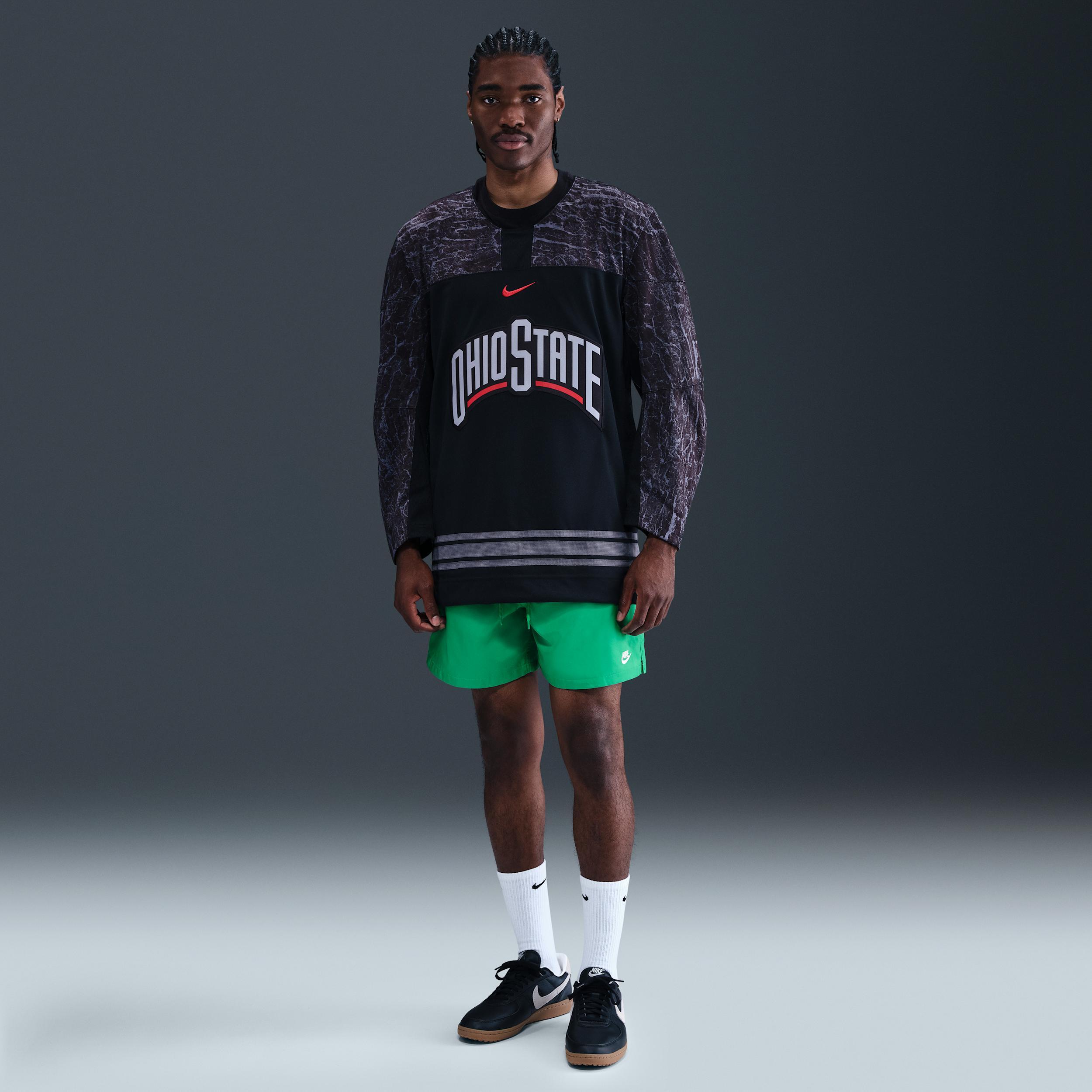 Nike Men's Club Woven Flow Shorts Product Image