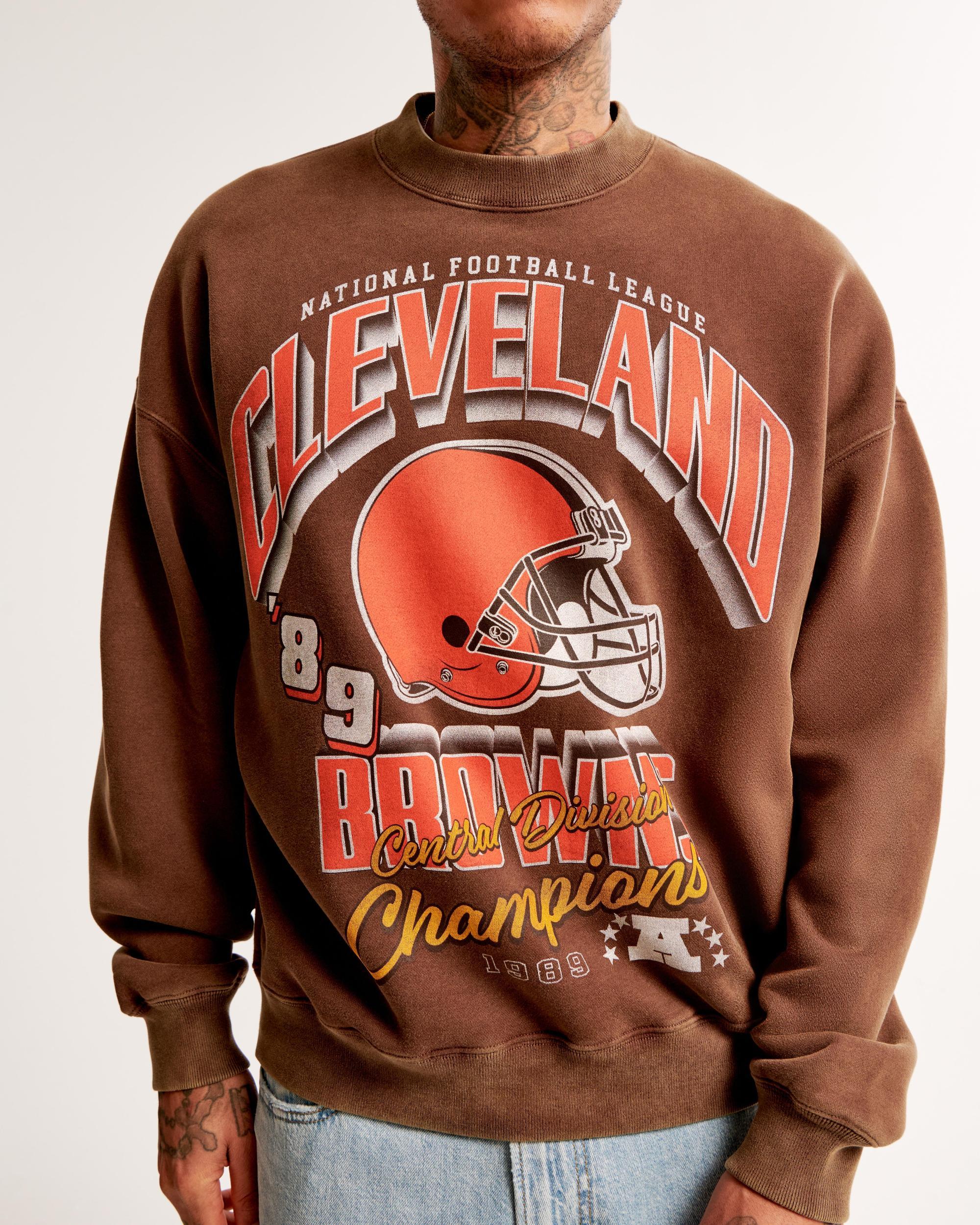 Minnesota Vikings Graphic Crew Sweatshirt Product Image