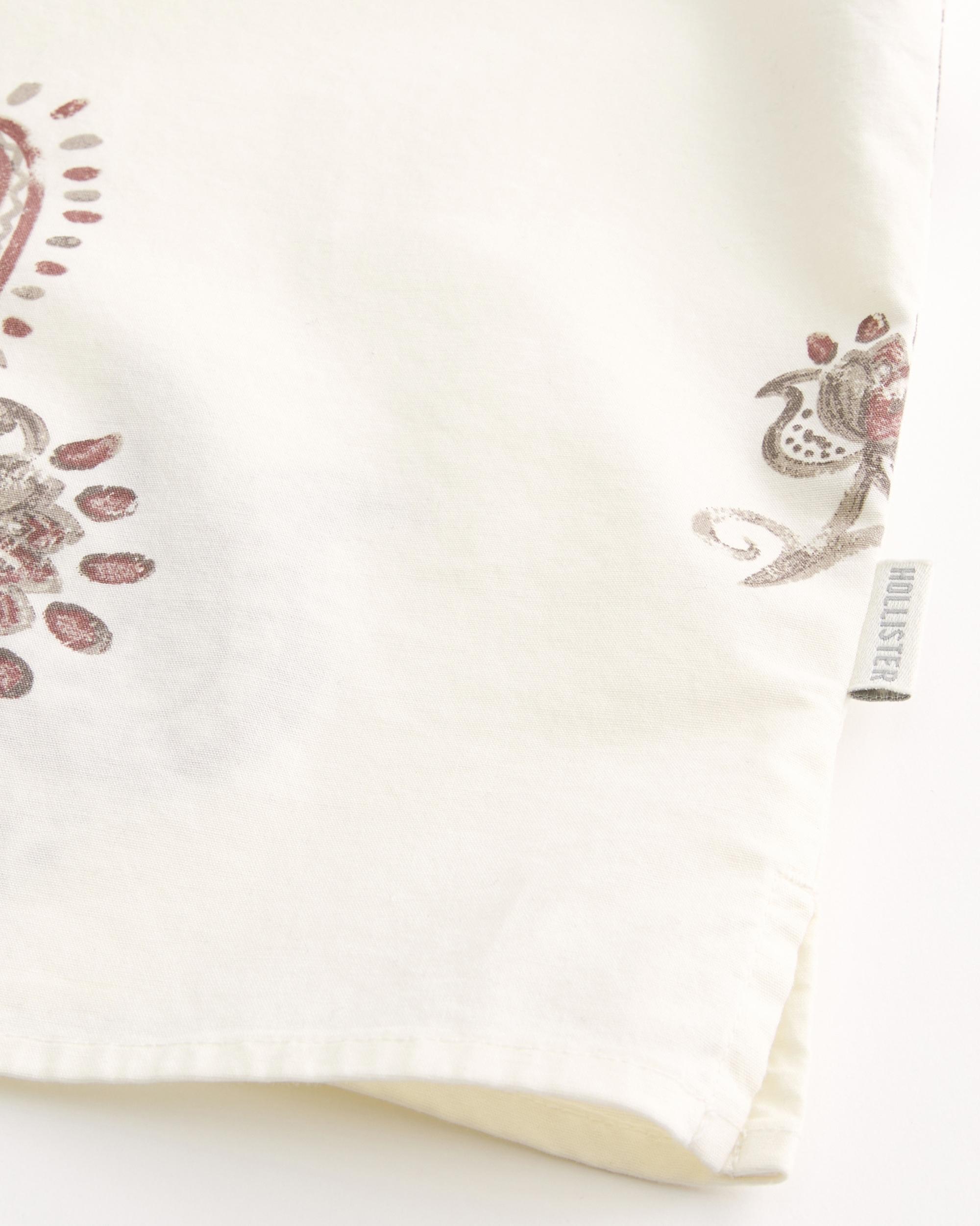 Short-Sleeve Paisley Poplin Shirt Product Image