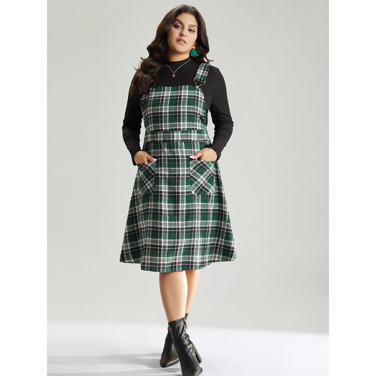 Plus Size Christmas Plaid Patched Pocket Overall Cami Dress DarkGreen Women Elegant Adjustable Straps Spaghetti Strap Sleeveless Curvy Midi Dress BloomChic 10/M Product Image