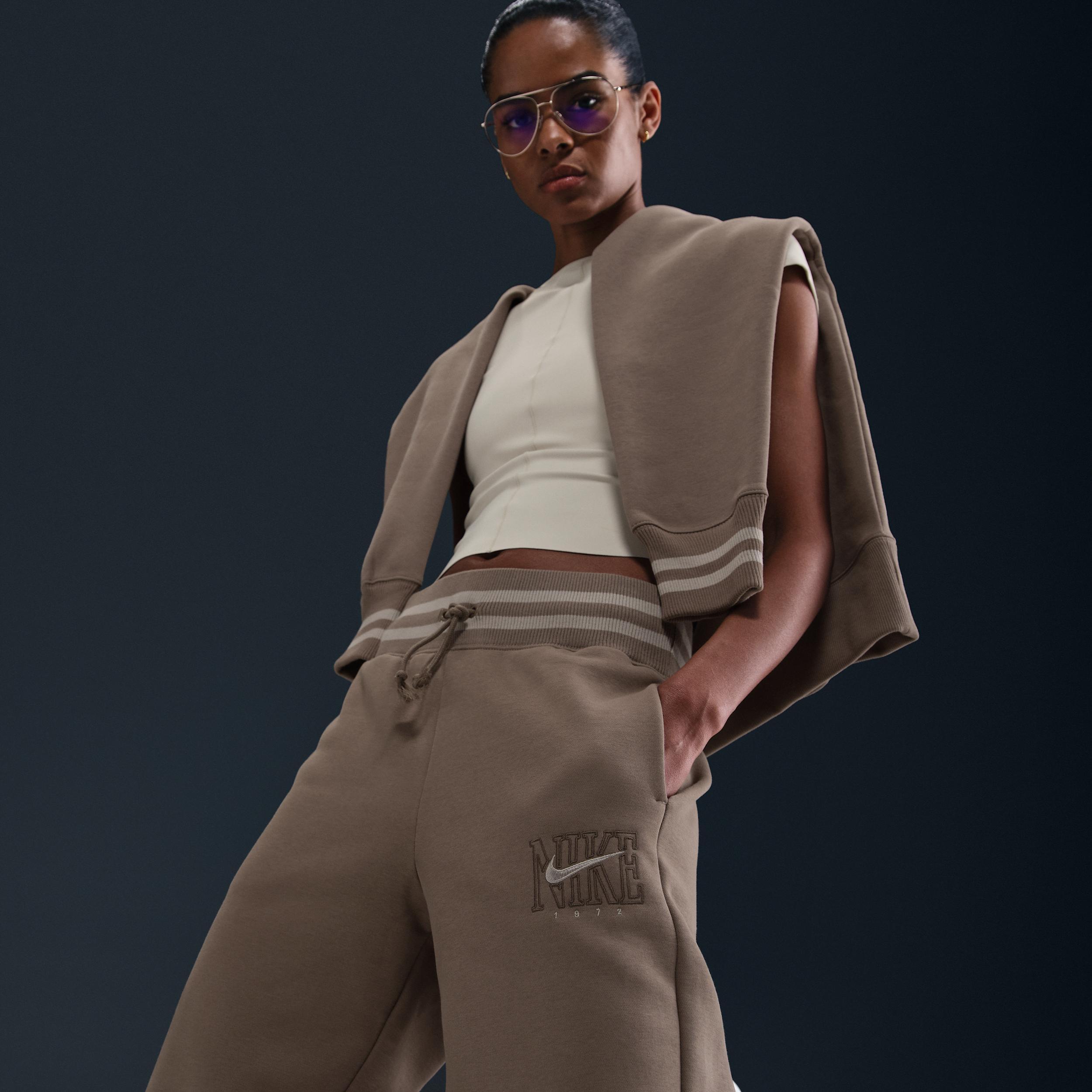 Women's Nike Sportswear Phoenix Fleece High-Waisted Wide-Leg Graphic Pants Product Image