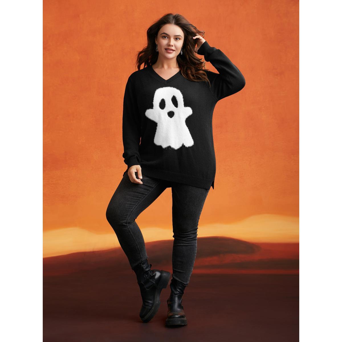 Plus Size Mink Touch Ghost Printed Pullover Black Women Casual Long Sleeve V-neck Everyday Pullovers BloomChic 28/5X Product Image