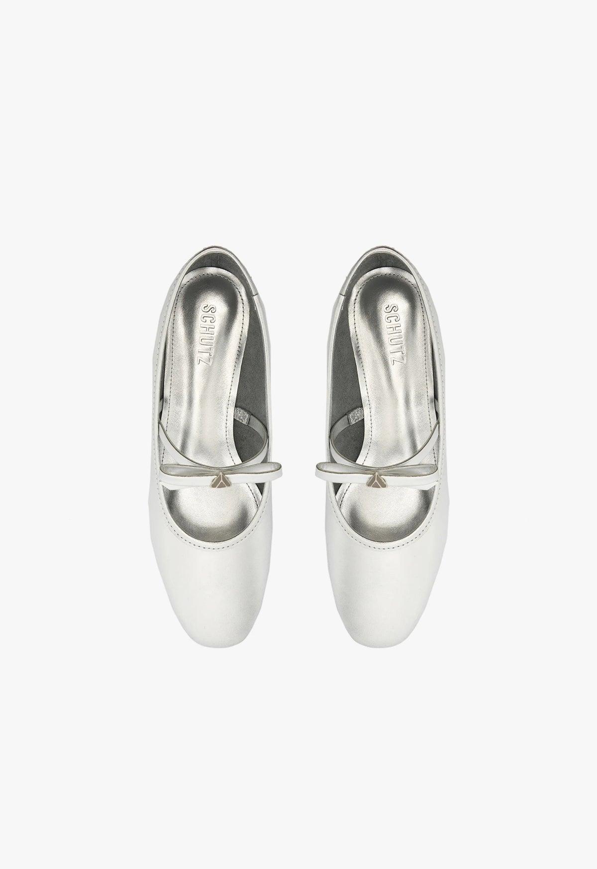 Nancy Metallic Leather Flat Female Product Image