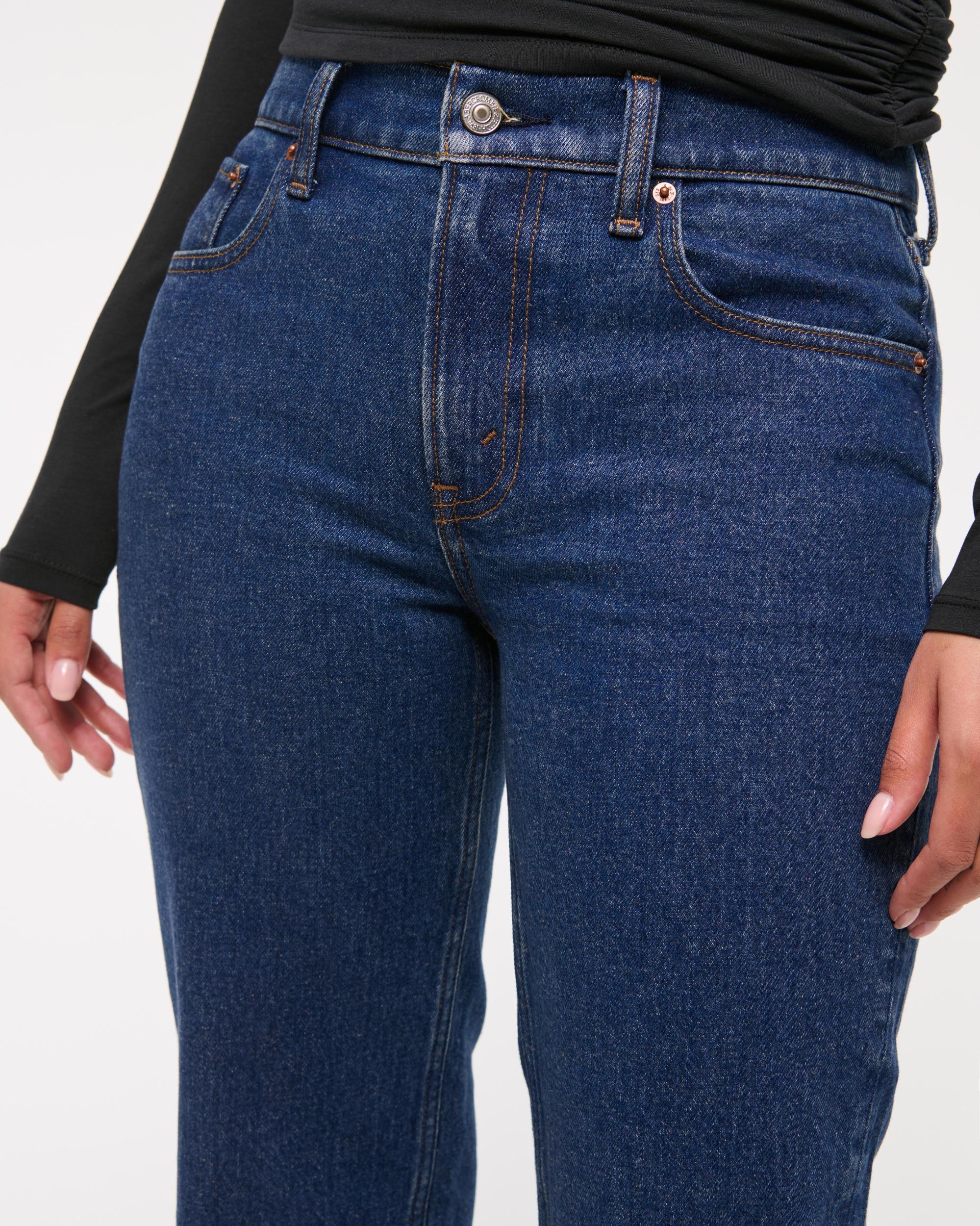 Mid Rise 90s Straight Jean Product Image