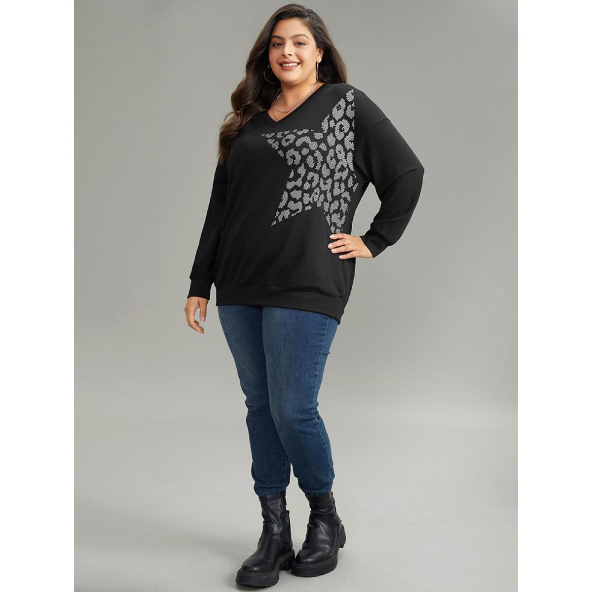 Plus Size Leopard & Star Print Round Neck Sweatshirt Women Black Casual Printed V-neck Dailywear Sweatshirts BloomChic 28/5X Product Image
