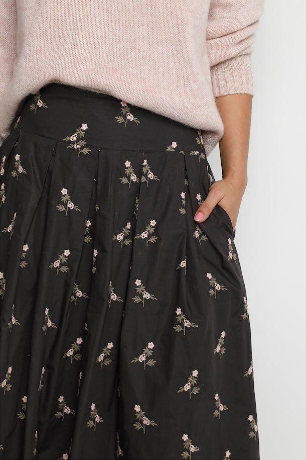 CUmilka Skirt Product Image