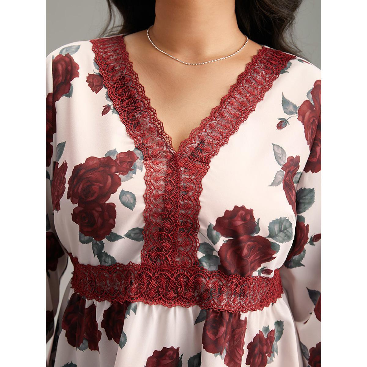 Plus Size Scarlet Floral Print Eyelet Lace Lantern Sleeve Blouse Women Glamour Long Sleeve V-neck Going out Blouses BloomChic 28/5X Product Image