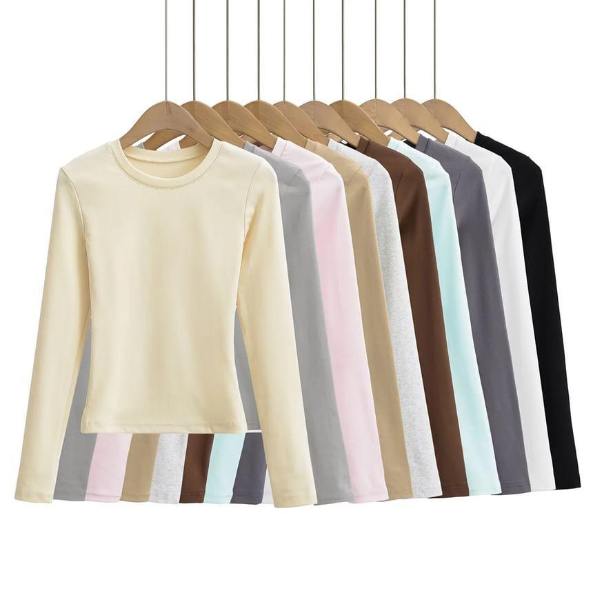 Long-Sleeve Crew Neck Plain Crop T-Shirt Product Image