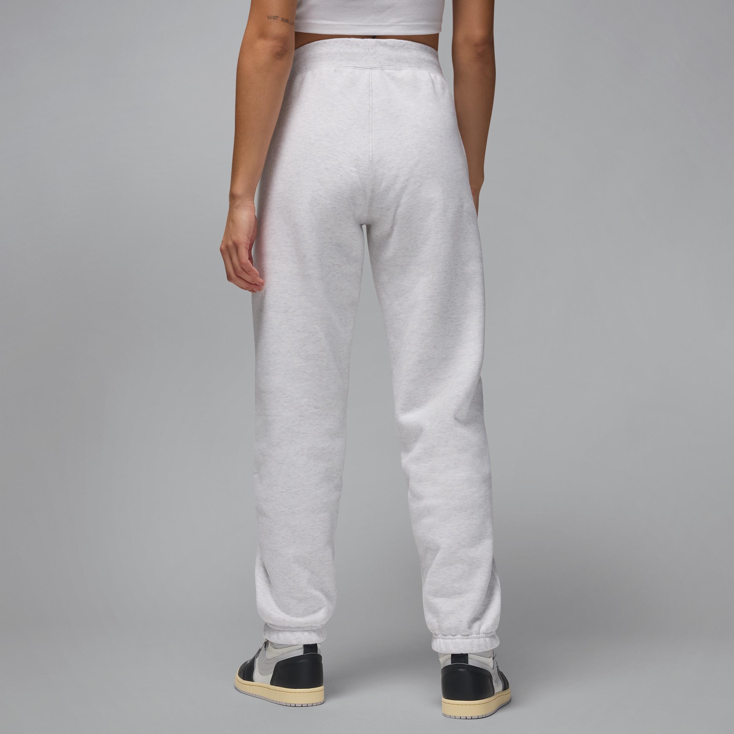 Women's Jordan Flight Fleece Pants Product Image