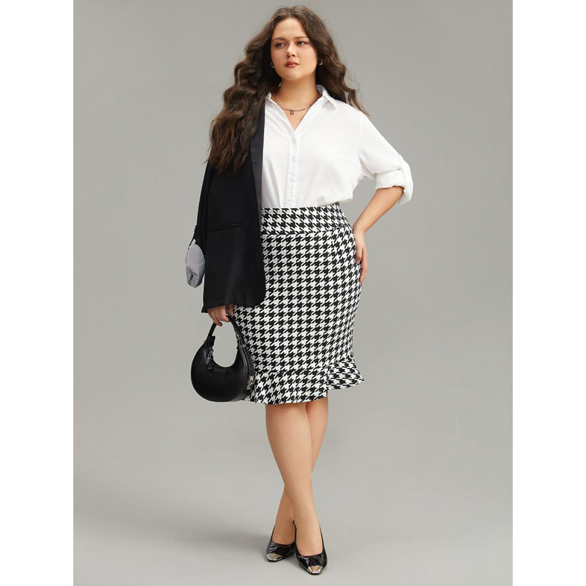 Plus Size Houndstooth Ruffle Hem Bodycon Skirt Women Black Office Ruffles Bodycon Low stretch Work Skirts BloomChic 10/M Product Image