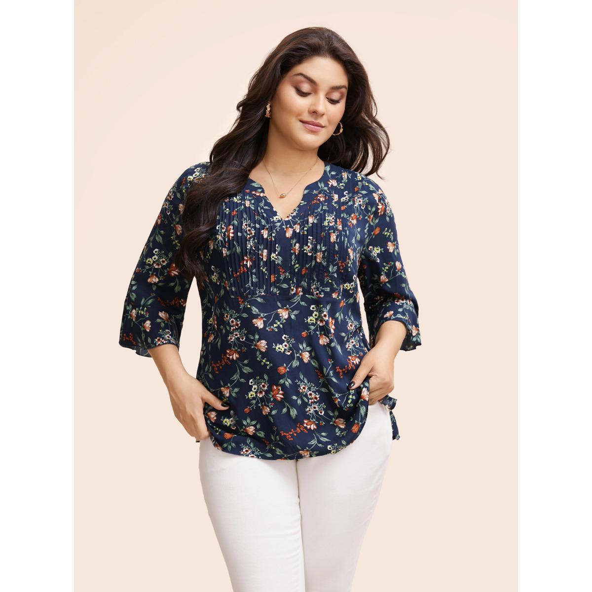 Plus Size Indigo Ditsy Floral Pleated Flutter Sleeve Blouse Women Elegant Elbow-length sleeve Flat collar with V-notch Everyday Blouses BloomChic 30/6X Product Image